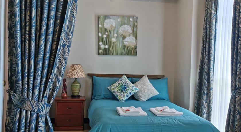Mactan Newtown Deluxe Island Breeze photo