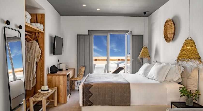 Lemon Suites Santorini photo