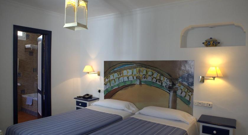 Szoba kétszemélyes ággyal vagy 2 különálló ággyal - a hotel belső részén (Interior Double or Twin Room) fotója 4