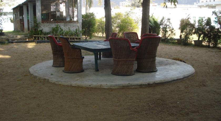 Raghav Resort