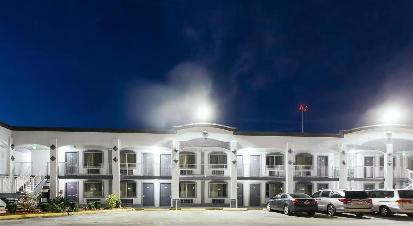Space City Inn photo