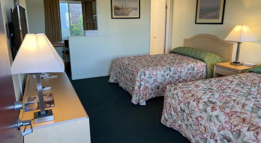 Image of Family Room 1