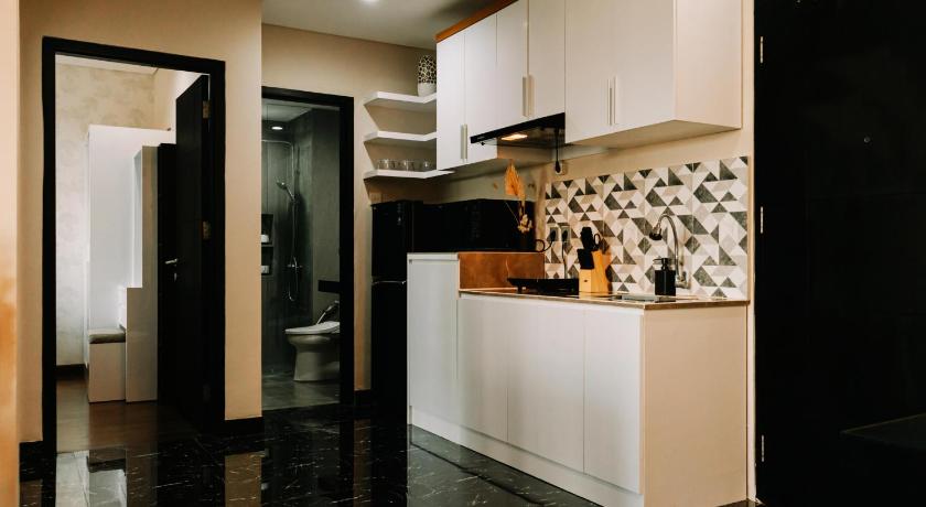 Grace Apartment Bali - A Cozy 2 Bedrooms Apartment in Sunset Road photo
