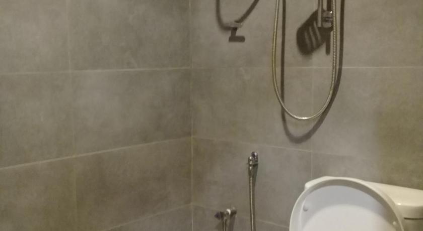 Image of Deluxe Triple 6