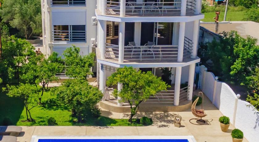 Lux Villa Princess photo
