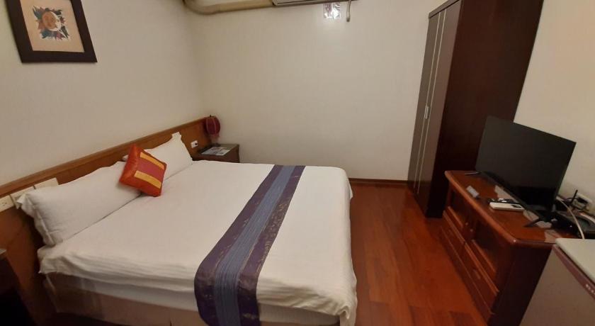 Image of Standard Double Room No Window 1