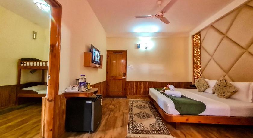 Image of Apple Room 12