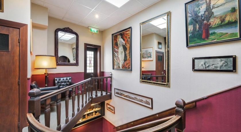 Strandhotel Scheveningen photo