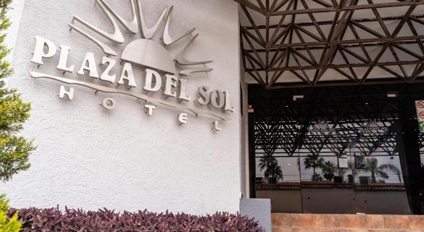 Hotel Plaza del Sol photo