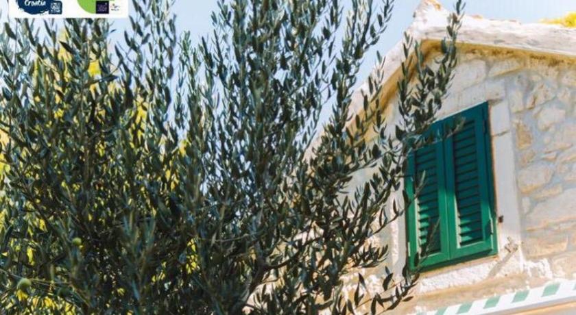 Holiday home Katarina Omis