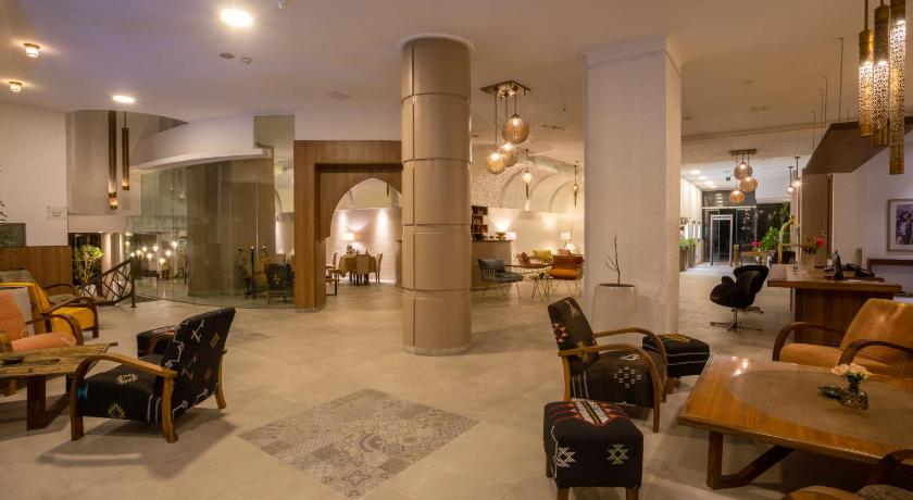 Dellarosa Hotel Suites And Spa - image 4