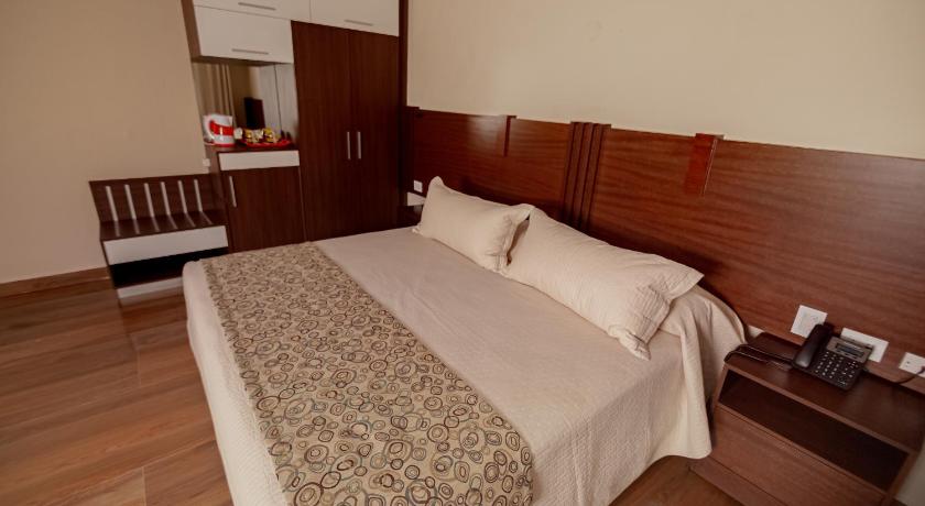 Hotel Sirari By Regina photo