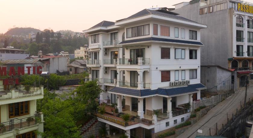 Sapa Mountain Queen House photo