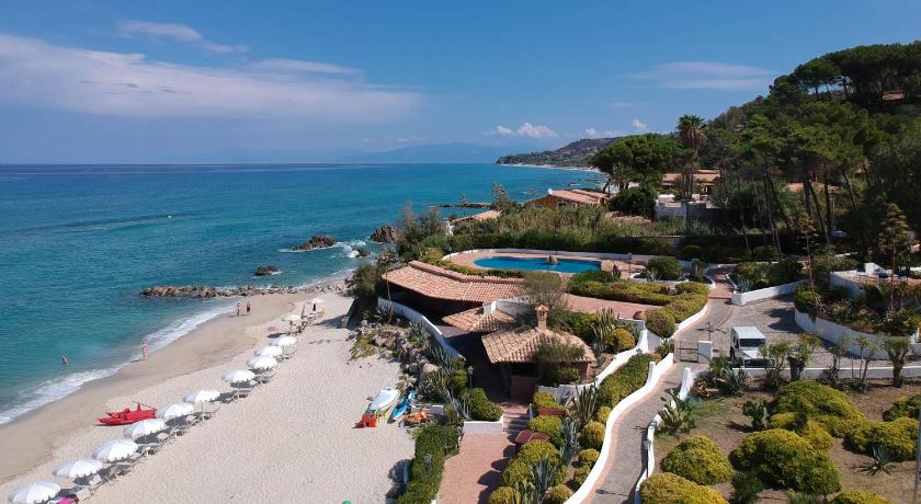 Hotel Porto Pirgos photo