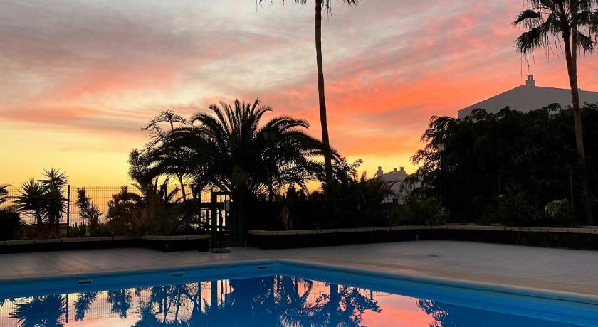 BuenaVista Apartment in Windsor Park — Hotel in Tenerife