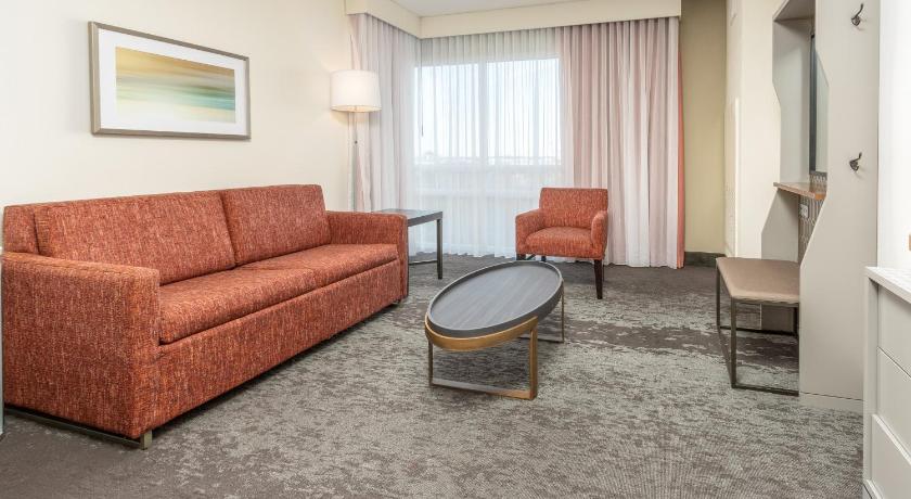 Holiday Inn Hotel & Suites Memphis-Wolfchase Galleria photo