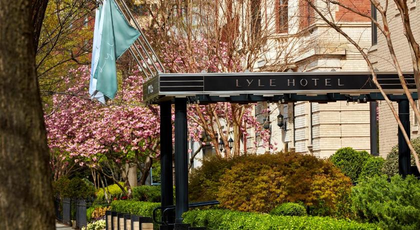 The Carlyle Dupont Circle, A Kimpton Hotel