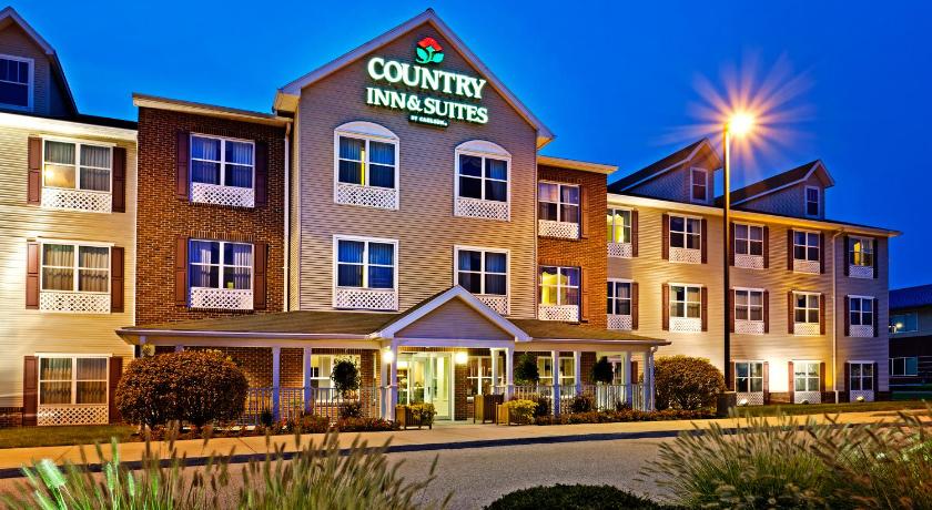 Country Inn & Suites by Radisson, York, PA