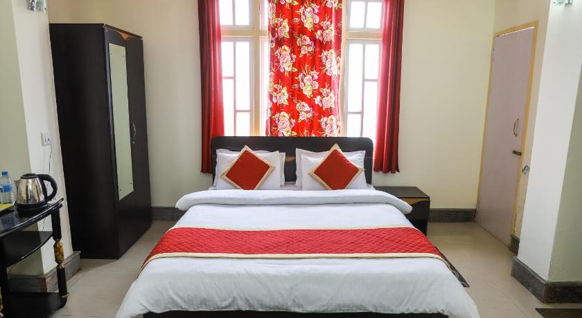 Dungmali Heritage Resort photo