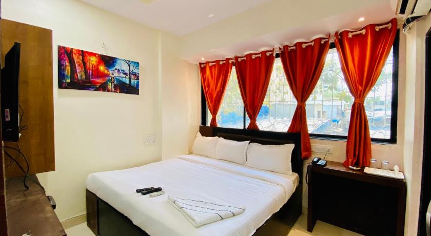 Deluxe Inn - Stay Near Kokilaben Dhirubhai Ambani Hospital photo