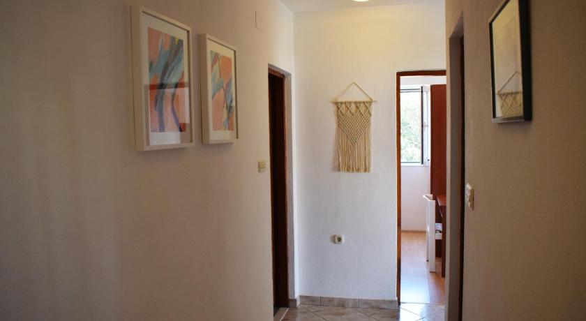 Lina Vrankovic Apartments photo