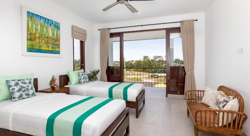 Villa Besakih 5BR, 5 mins to beach - Canggu photo