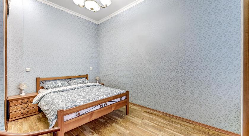 Enjoy St Isaak Square 3BR Apartment photo