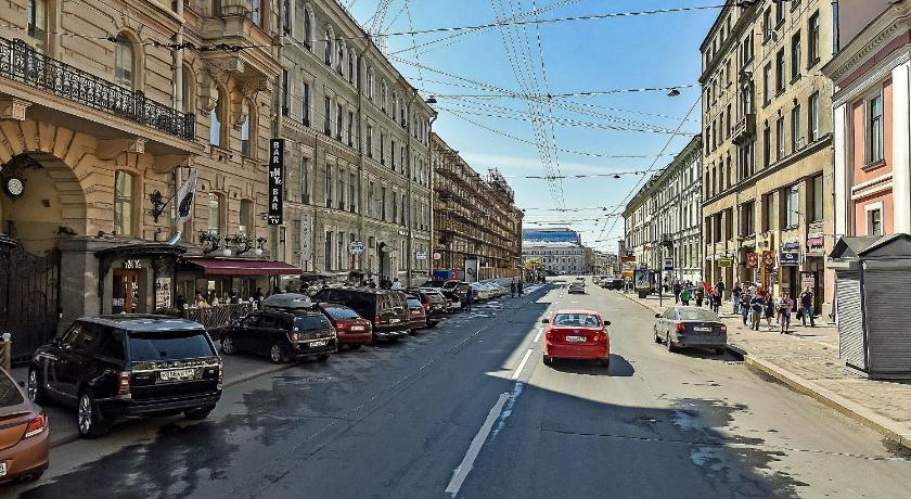 Enjoy St Isaak Square 3BR Apartment photo