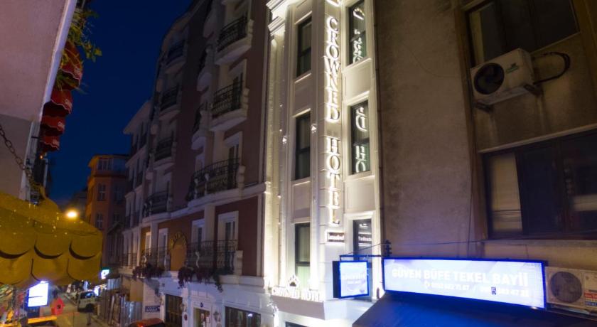 Crowned Hotel - image 9