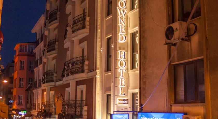 Crowned Hotel - main image