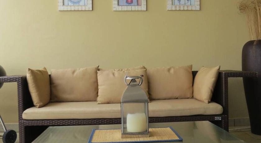 32 Lazy Lizard - Beautiful Sea Viewing Apartment photo