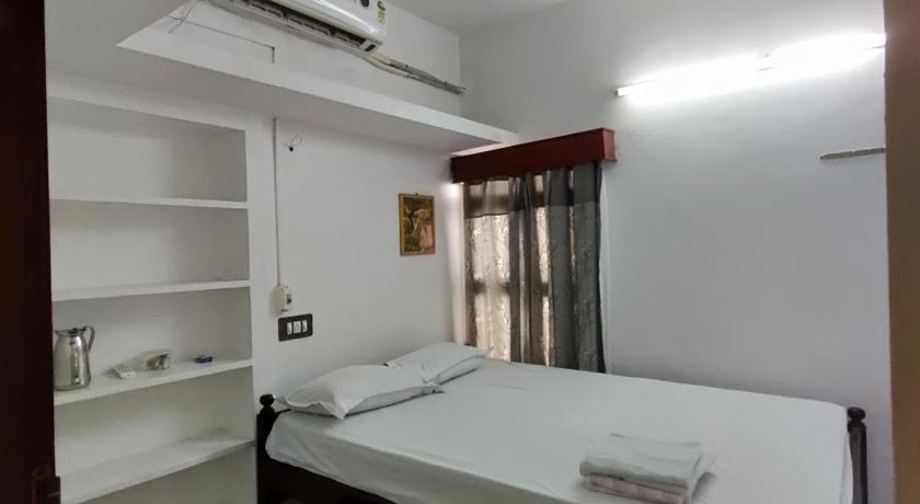 Pondichery Guest House - White Town