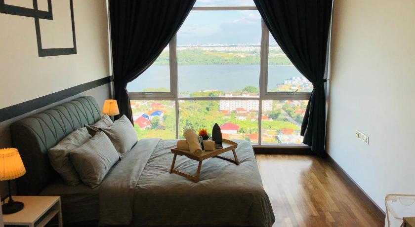Image of Apartment with Shower 14