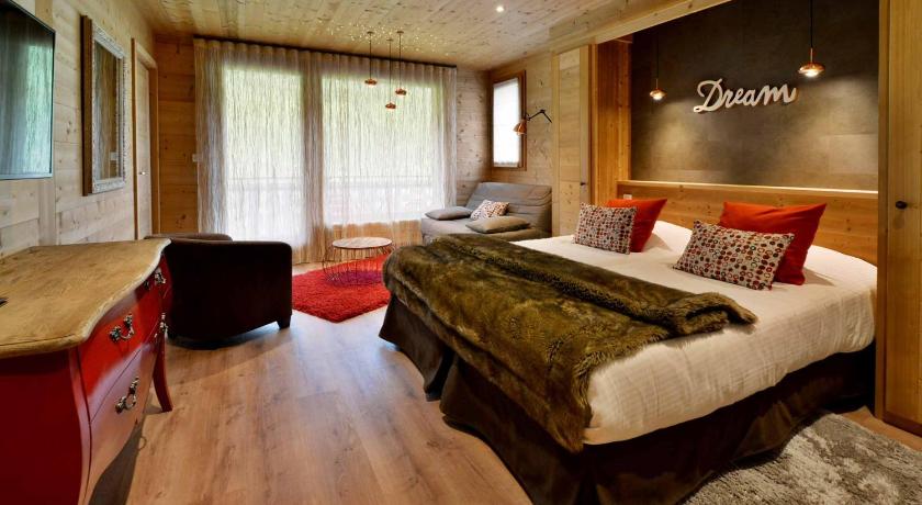 Image of Superior Double Room with Mountain View 1