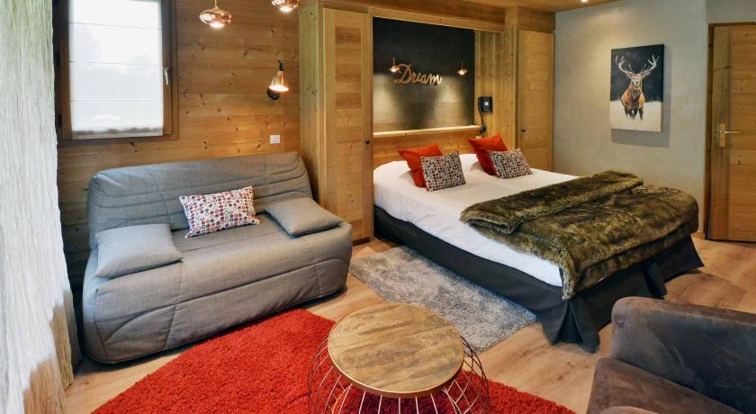 Image of Superior Double Room with Mountain View 0