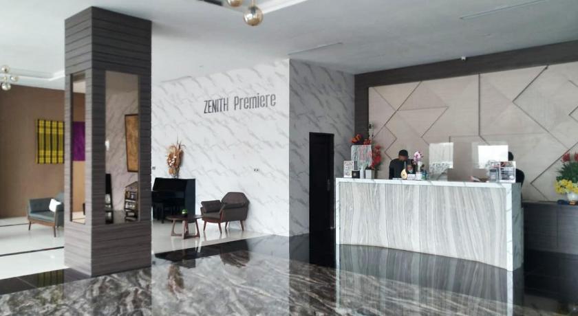 Zenith Premiere Hotel Baubau photo