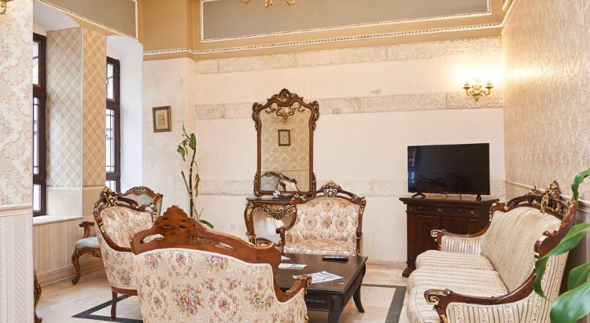 Amber Hotel & Spa - image 3