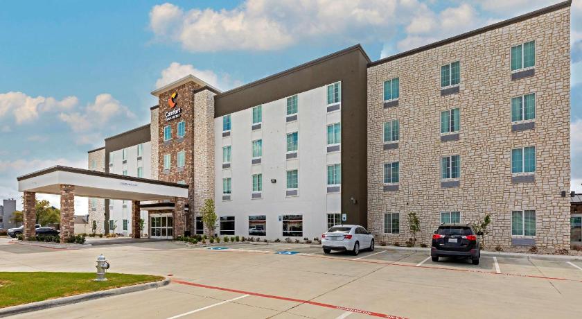 Comfort Inn & Suites