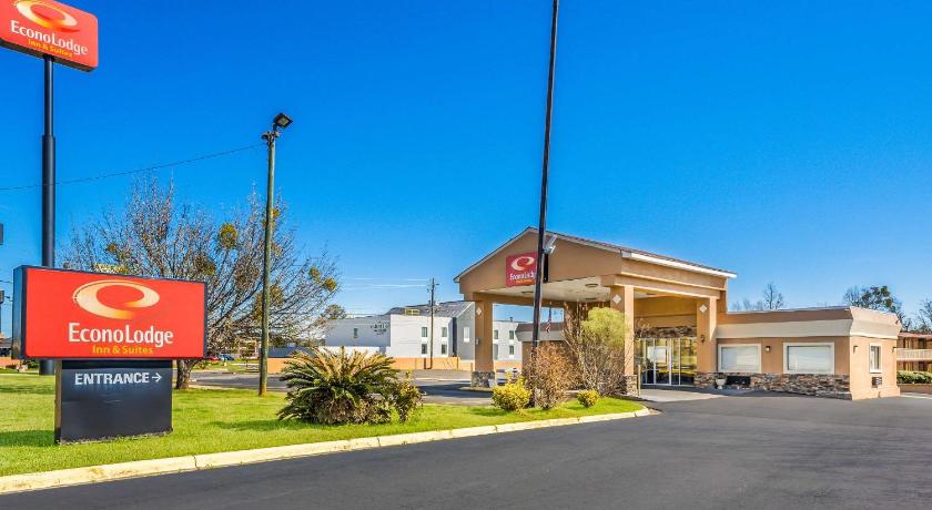 Econo Lodge  Inn & Suites