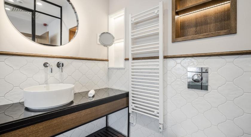 Budapest Eye- Boutique Suites, by BQA photo