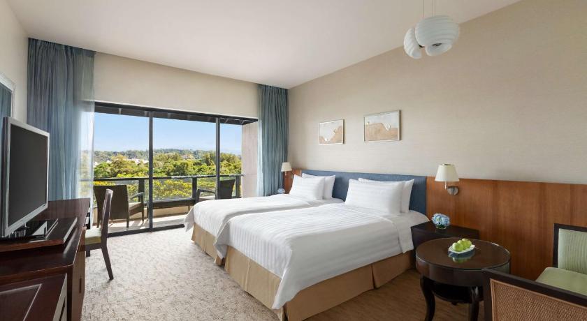 Image of Kinabalu Twin Room with Mountain View 3