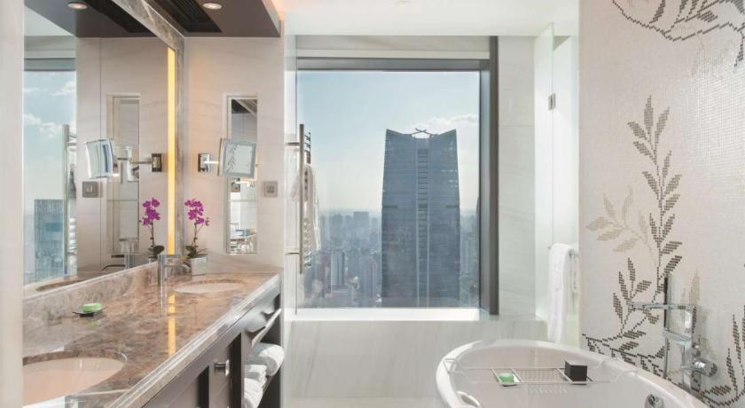 Image of Executive Suite 6