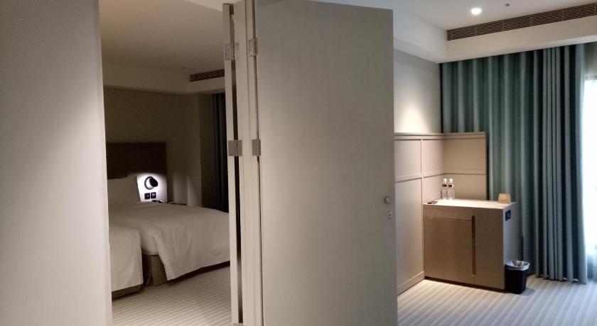 Image of Standard Room for Disabled 9