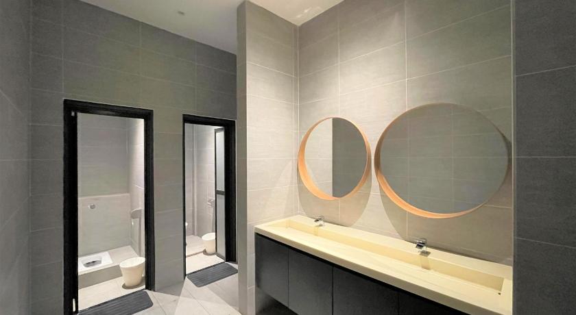 VICTORIA STATION HOTEL (M) SDN.BHD. photo
