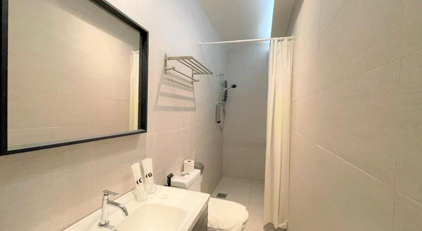 VICTORIA STATION HOTEL (M) SDN.BHD. photo