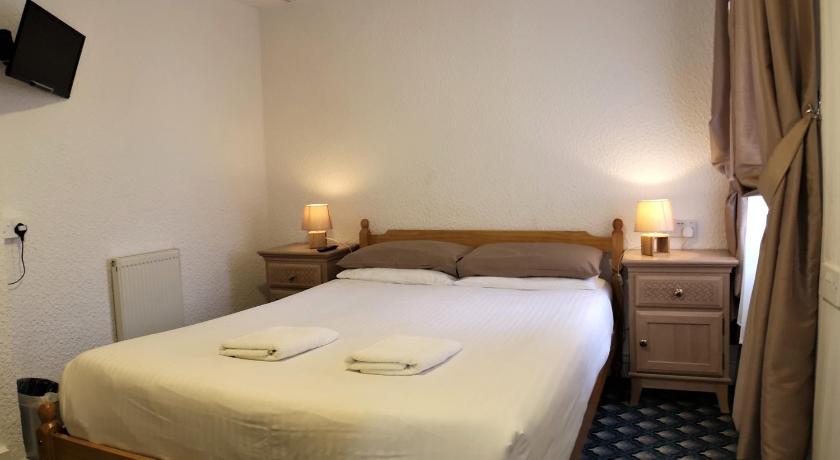 Image of Double Room 7