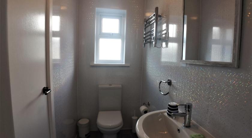 Image of Triple Room with Shower 6