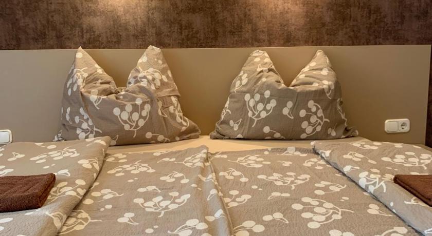 Balaton Apartmanhaz photo