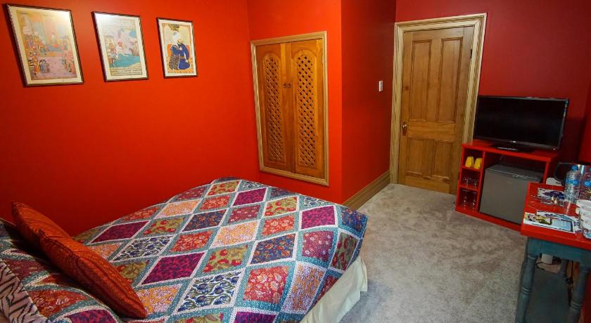 Sea Breeze B & B photo
