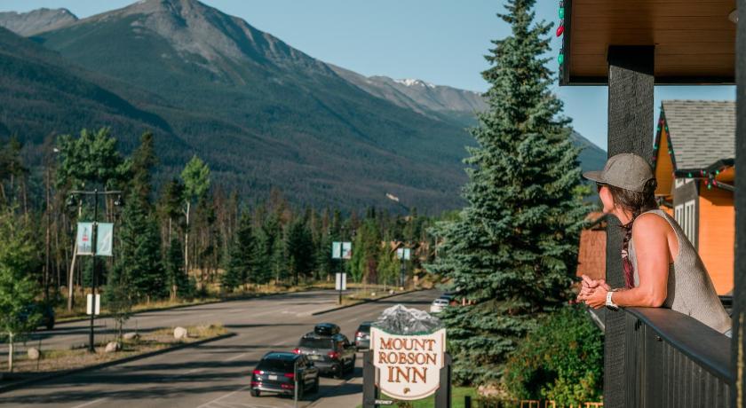 Mount Robson Inn